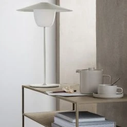 FERA Console Table