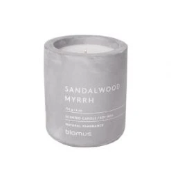 (FRAGA) The Clean Look Of All White Scented Candle In Concrete Container - Small