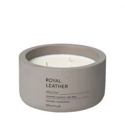 (FRAGA) Scented Candle In Concrete Container - 3 Wick