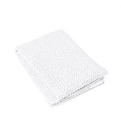 CARO Jumbo Waffle Bath Towel 28 X 55 The Clean Look Of All White