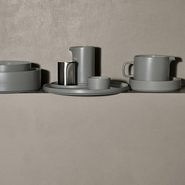 PILAR Pitcher 34 Oz 6 PILAR Pitcher 34 Oz