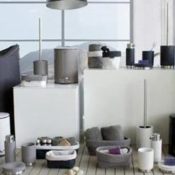 ARA Toilet Brush - Multiple Colors