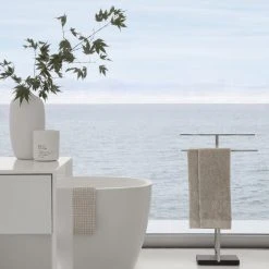 (FRAGA) Scented Candle In Concrete Container - Large