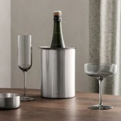 FUUM Champagne Flute Glasses - 7 Ounce - Set Of 4 Dining Together