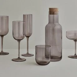 FUUM Water Carafe - 34 Ounce - With Cork Lid